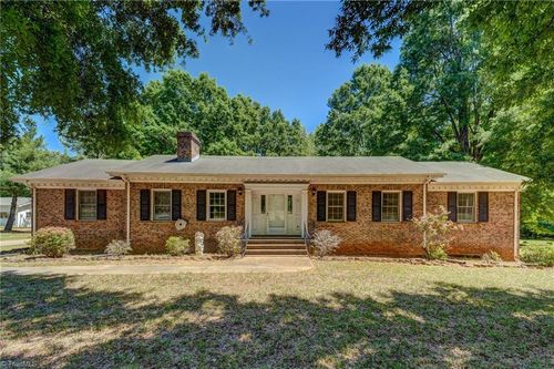 124 Clydes Drive, Reidsville, NC, 27320 | Card Image