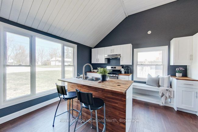 35 Caroline St E, House other with 2 bedrooms, 2 bathrooms and 3 parking in Creemore ON | Image 10