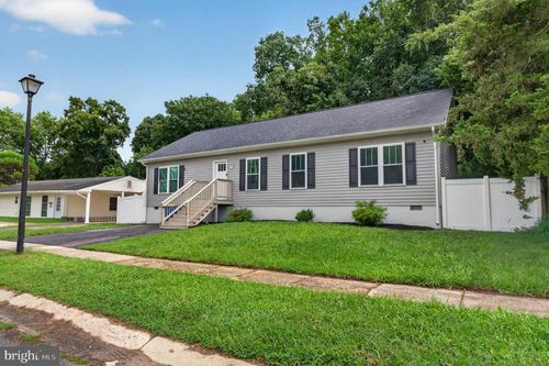 210 S Governors Blvd, DOVER, DE, 19901-5218 | Card Image