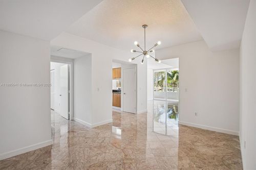 302-5970 Indian Creek Dr, Miami Beach, FL, 33140-2288 | Card Image