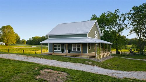 561 M Johnson Rd, Smiths Grove, KY, 42171-9175 | Card Image