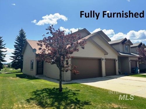 unit-1-24 Mangum Cir, Donnelly, ID, 83615-5069 | Card Image