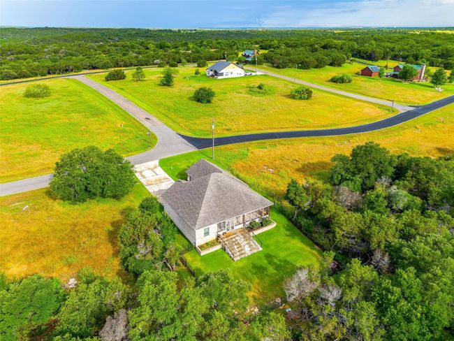8228 Bruntsfield Loop Dr, House other with 3 bedrooms, 2 bathrooms and null parking in Cleburne TX | Image 4