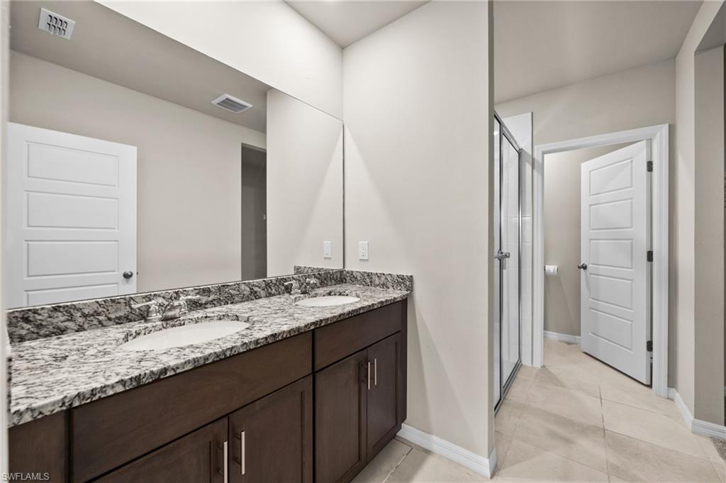 Residential in PUNTA GORDA 5