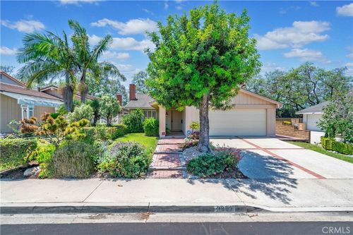 3852 Faulkner Ct, Irvine, CA, 92606-1720 | Card Image