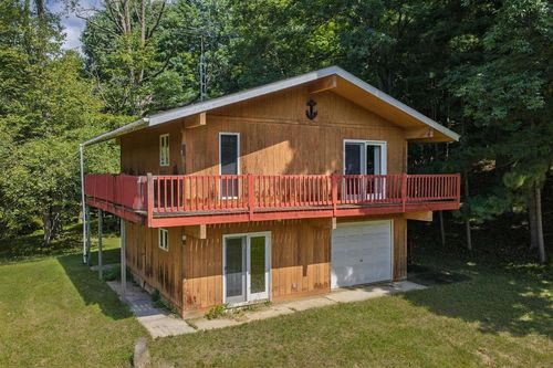 S963 W Redstone Dr, La Valle, WI, 53941-9701 | Card Image