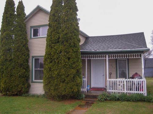 305 W Oak St, Boscobel, WI, 53805-1523 | Card Image