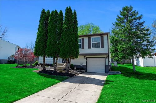 4246 Mistymeadow Ln, Hamburg, NY, 14075-1336 | Card Image