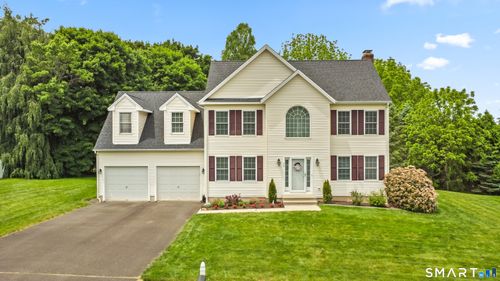 58 Carlson Dr, Portland, CT, 06480-1699 | Card Image