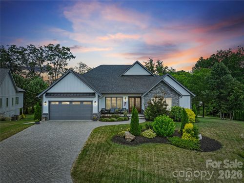 549 Daniel Circle Dr, Mills River, NC, 28759-0116 | Card Image