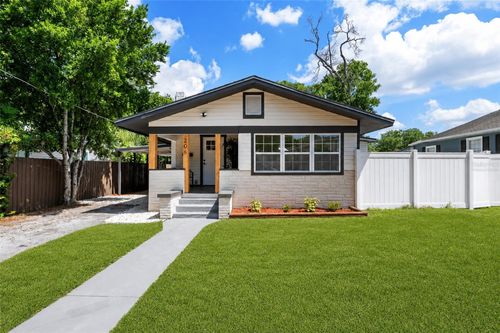206 E North St, TAMPA, FL, 33604-6159 | Card Image