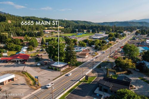 6665 Main St, Bonners Ferry, ID, 83805-8522 | Card Image