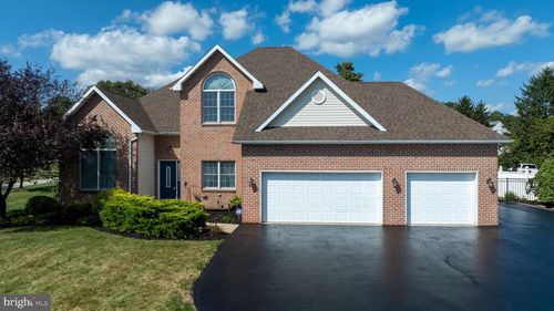 2105 Taxville Rd, YORK, PA, 17408-7622 | Card Image