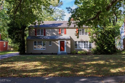 2090 Newbury Dr, East Cleveland, OH, 44112-4029 | Card Image