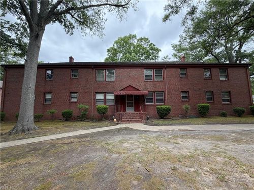 8-114 Tyler Cres E, Portsmouth, VA, 23707-1233 | Card Image