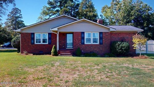403 N Goldsboro St, Pikeville, NC, 27863-1144 | Card Image