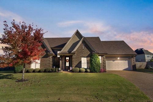 65 Bentgrass Cv, Oakland, TN, 38060-2500 | Card Image