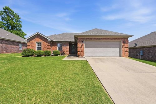 312 Sandlewood Drive, Benton, AR, 72015 | Card Image