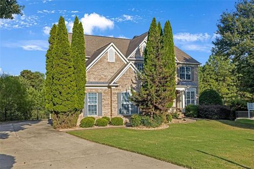 5253 Enniskillen Ct, Suwanee, GA, 30024-7547 | Card Image