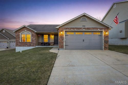 1016 Stonewick Ct, Herculaneum, MO, 63048-1713 | Card Image