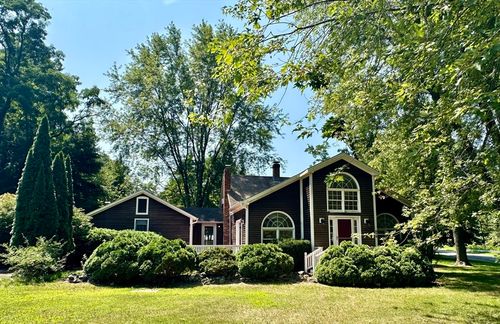 324 S Silver Ln, Sunderland, MA, 01375-9473 | Card Image