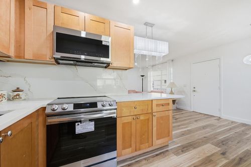 468 Normandy J, Delray Beach, FL, 33484-4878 | Card Image