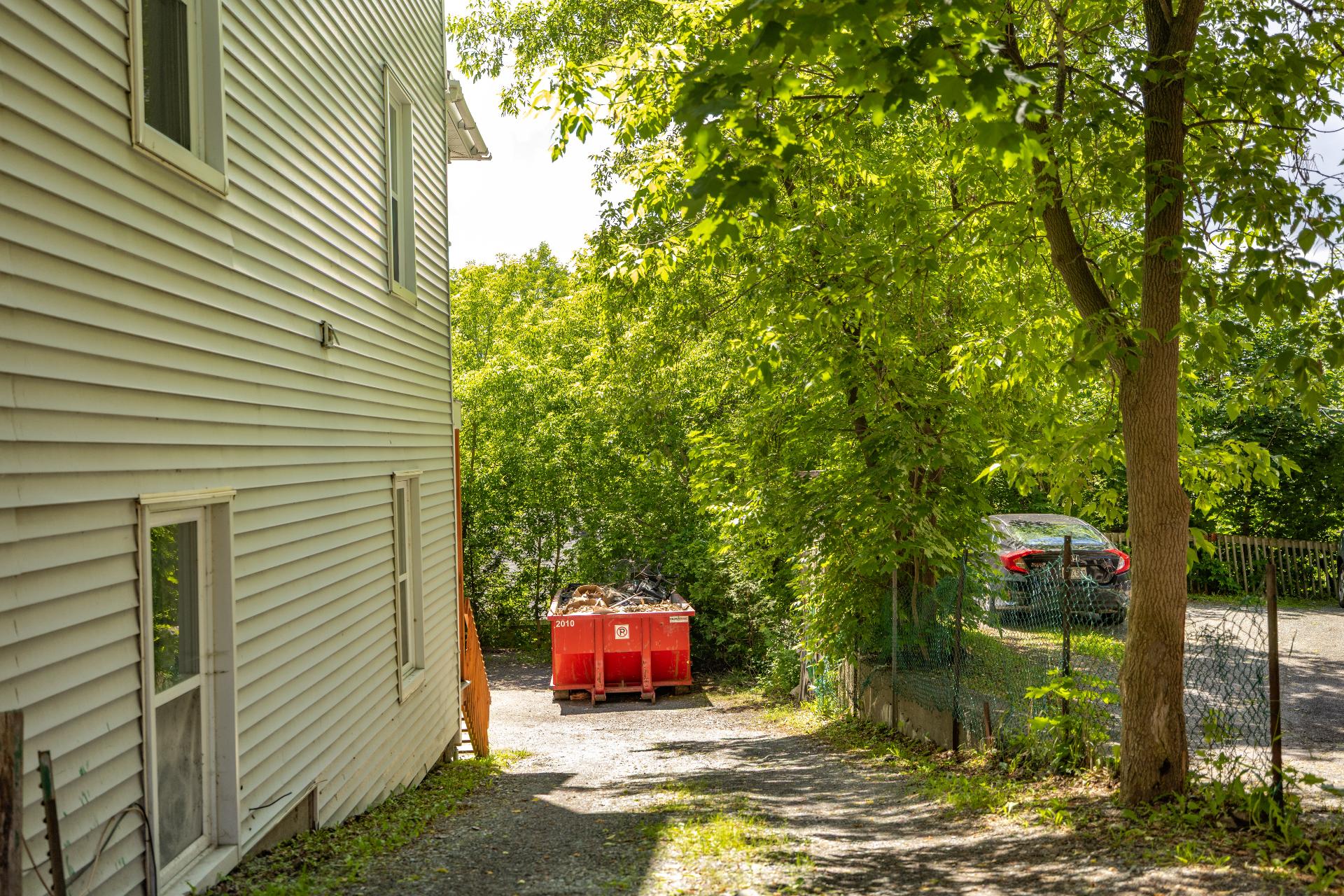 Residential Income in Sherbrooke (Fleurimont) 4