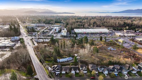 4149 Northwest Dr, Bellingham, WA, 98226-9040 | Card Image