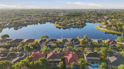 19430 Stonebrook St, Weston, FL, 33332-2431 | Card Image