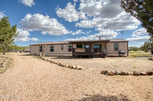6 County Road 3175, Vernon, AZ, 85940 | Card Image