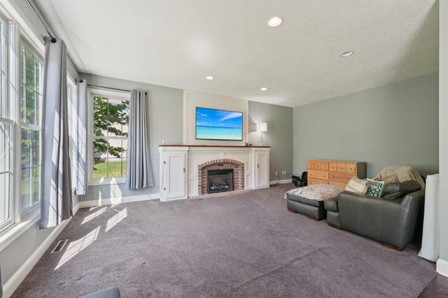 1477 Langdon Pl, House other with 6 bedrooms, 3 bathrooms and null parking in Eden Prairie MN | Image 15