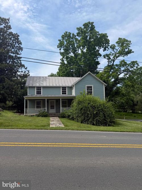 9027 John S Mosby Hwy, UPPERVILLE, VA, 20184-1720 | Card Image