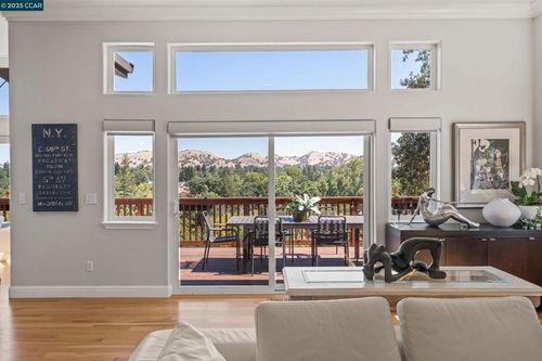 628 Sugarloaf Ct, Walnut Creek, CA, 94596-6354 | Card Image