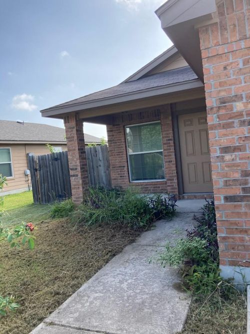 2416 Blue Sky Lane, Lockhart, TX, 78644 | Card Image