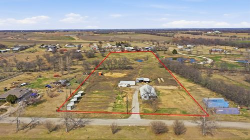 18051 Brookfield Dr, Justin, TX, 76247-7511 | Card Image