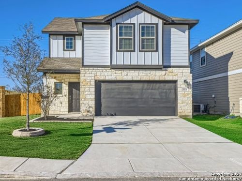 3331 Rosita Way, San Antonio, TX, 78224-1716 | Card Image