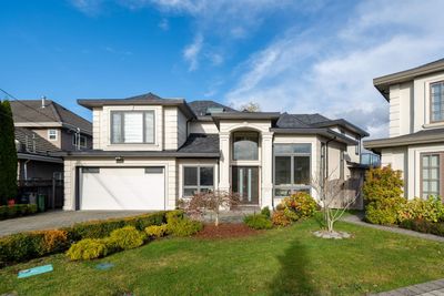 8020 Alanmore Pl, House other with 4 bedrooms, 4 bathrooms and 4 parking in Richmond BC | Image 3