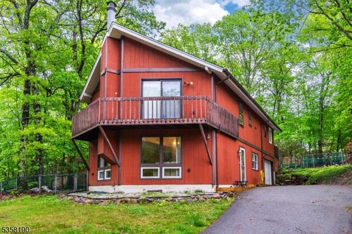 1012 Green Pond Rd, Newfoundland, NJ, 07435-1223 | Card Image