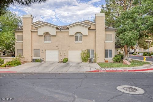 512 Amber Moon St, Henderson, NV, 89015-2911 | Card Image