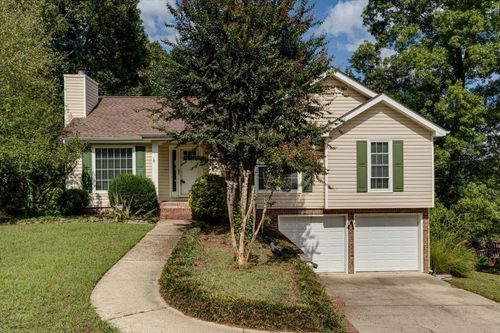 6815 Benwood Dr, Ooltewah, TN, 37363-8732 | Card Image