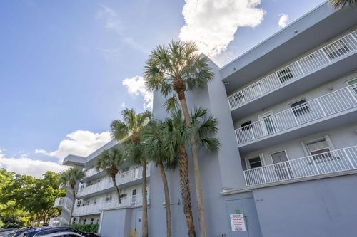 apt-1d-103 Royal Park Dr, Oakland Park, FL, 33309-5868 | Card Image