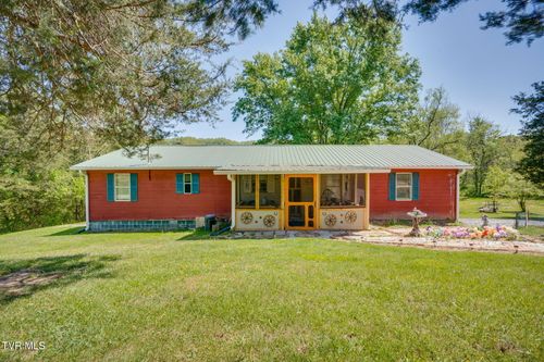 111 Clinch Valley Rd, Eidson, TN, 37731-1936 | Card Image