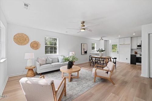 718 Felicia St, Durham, NC, 27704-1354 | Card Image