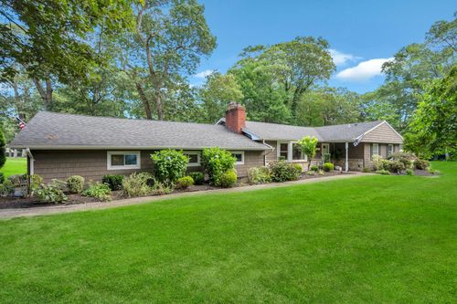27 Dogwood Hollow Ln, Miller Place, NY, 11764-1709 | Card Image