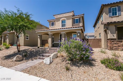 1130 E Dorrell Ln, North Las Vegas, NV, 89086-1521 | Card Image