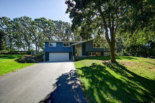 4511 Maple Ln, Windsor, WI, 53598-9727 | Card Image