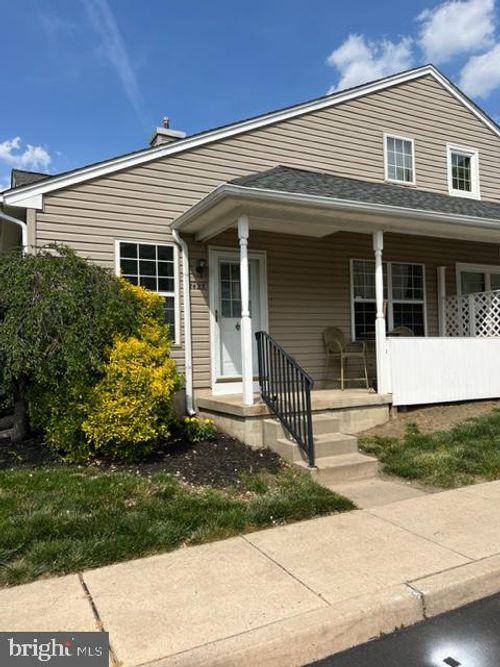 1423 Kenny Cv, BURLINGTON, NJ, 08016-3766 | Card Image