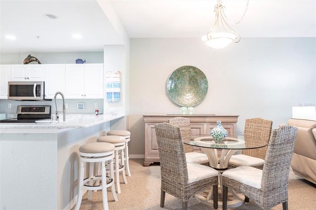 APT-202 - 6334 Grand Oak Cir, Condo with 2 bedrooms, 2 bathrooms and null parking in BRADENTON FL | Image 9