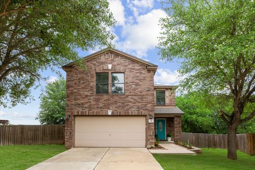 310 Myrtle St, Kyle, TX, 78640-5556 | Card Image