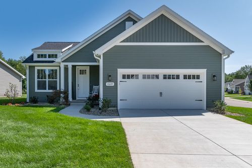 820 Chloe Jane Ave, Portage, MI, 49024-6820 | Card Image